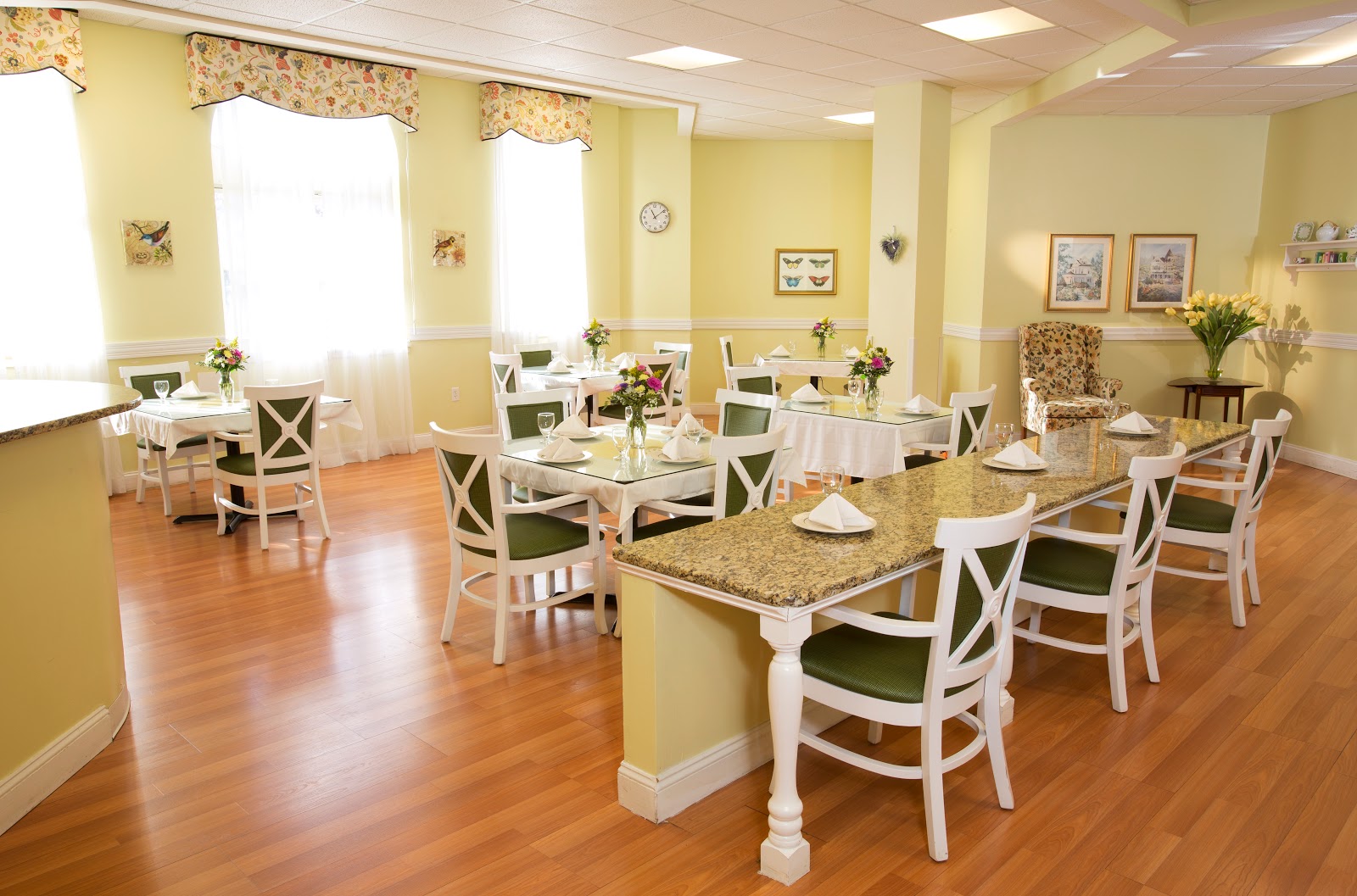 Neville Place at Fresh Pond, Assisted Living & Compass Memory Support