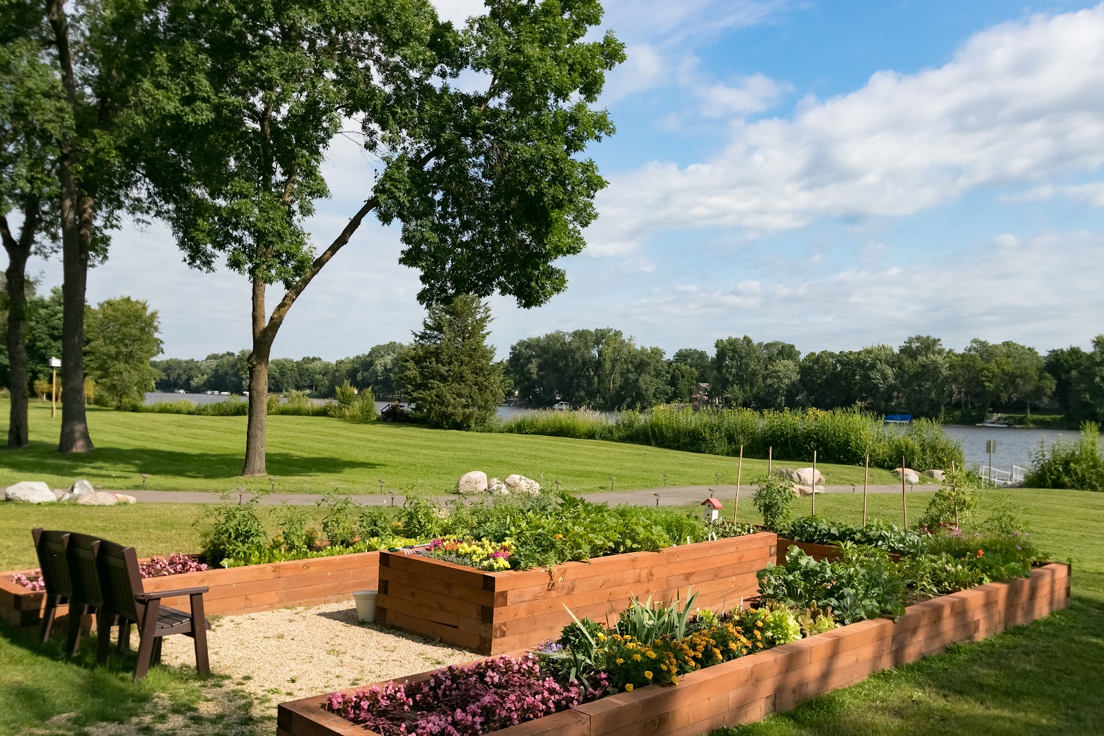 Applewood Pointe of Champlin