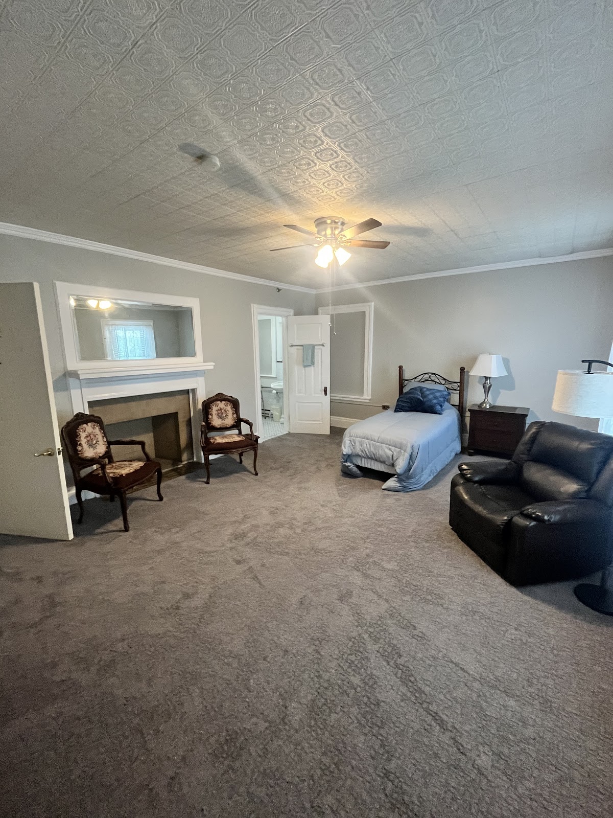 Westwind Manor