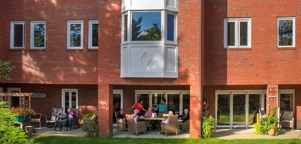 The Courville at Nashua - Aynsley Place