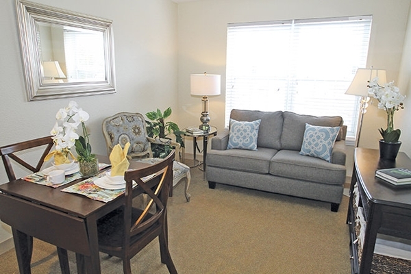 Eden Vista Hoffman Estates