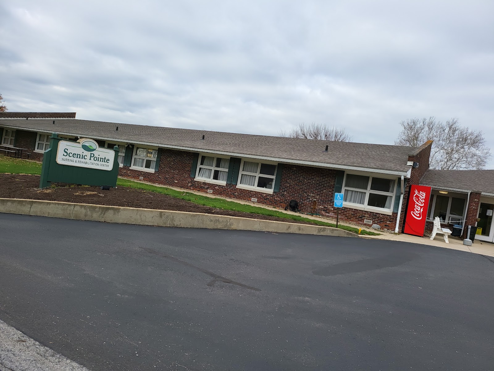 Scenic Pointe Nursing & Rehabilitation Center