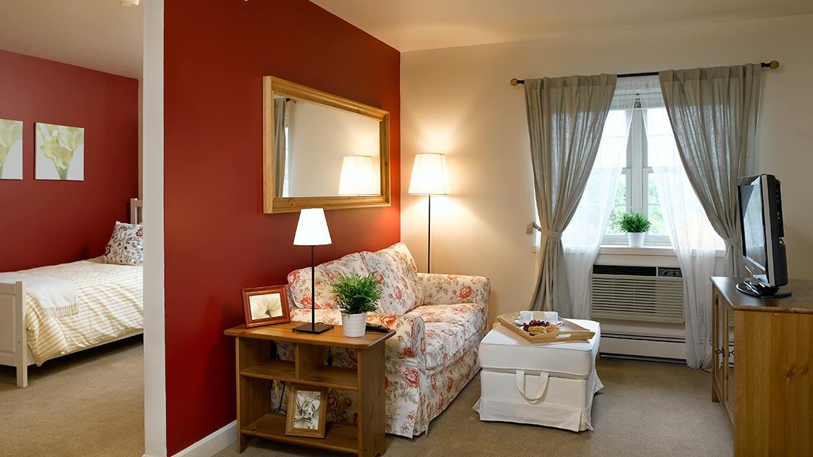 Peregrine Senior Living at Shaker | Assisted Living & Memory Care in Albany, NY