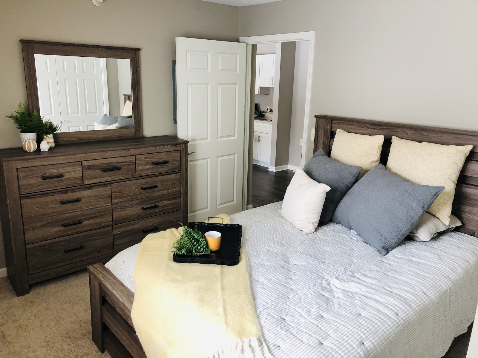 Valley Lakes Assisted Living