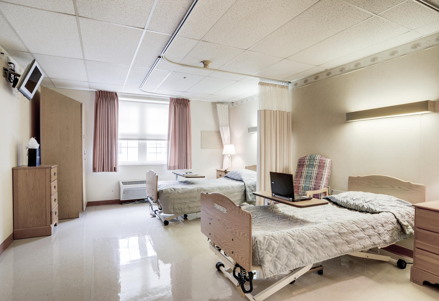 Yeadon Rehabilitation & Nursing Center - Bedrock Care