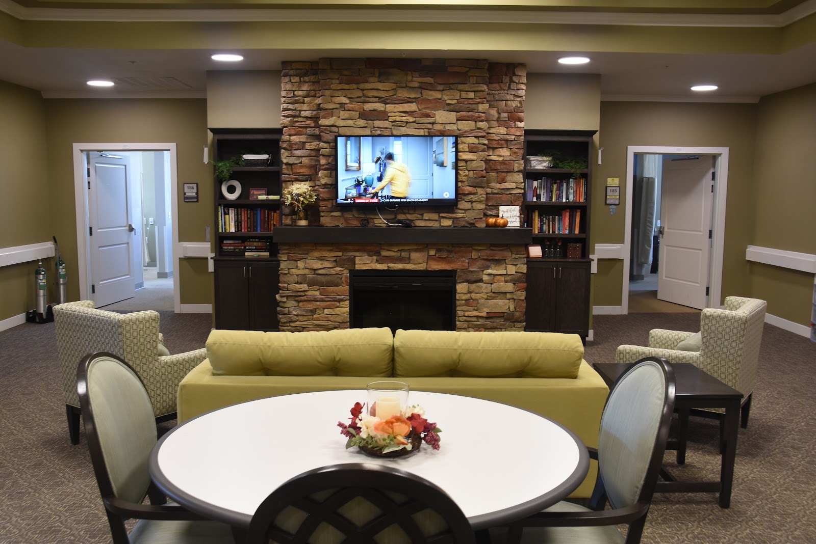 Colonial Village Overland Park