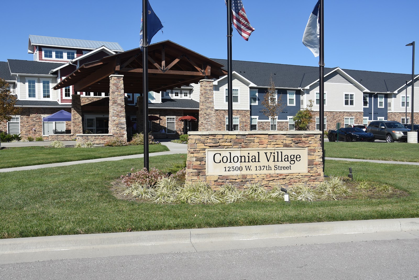 Colonial Village Overland Park