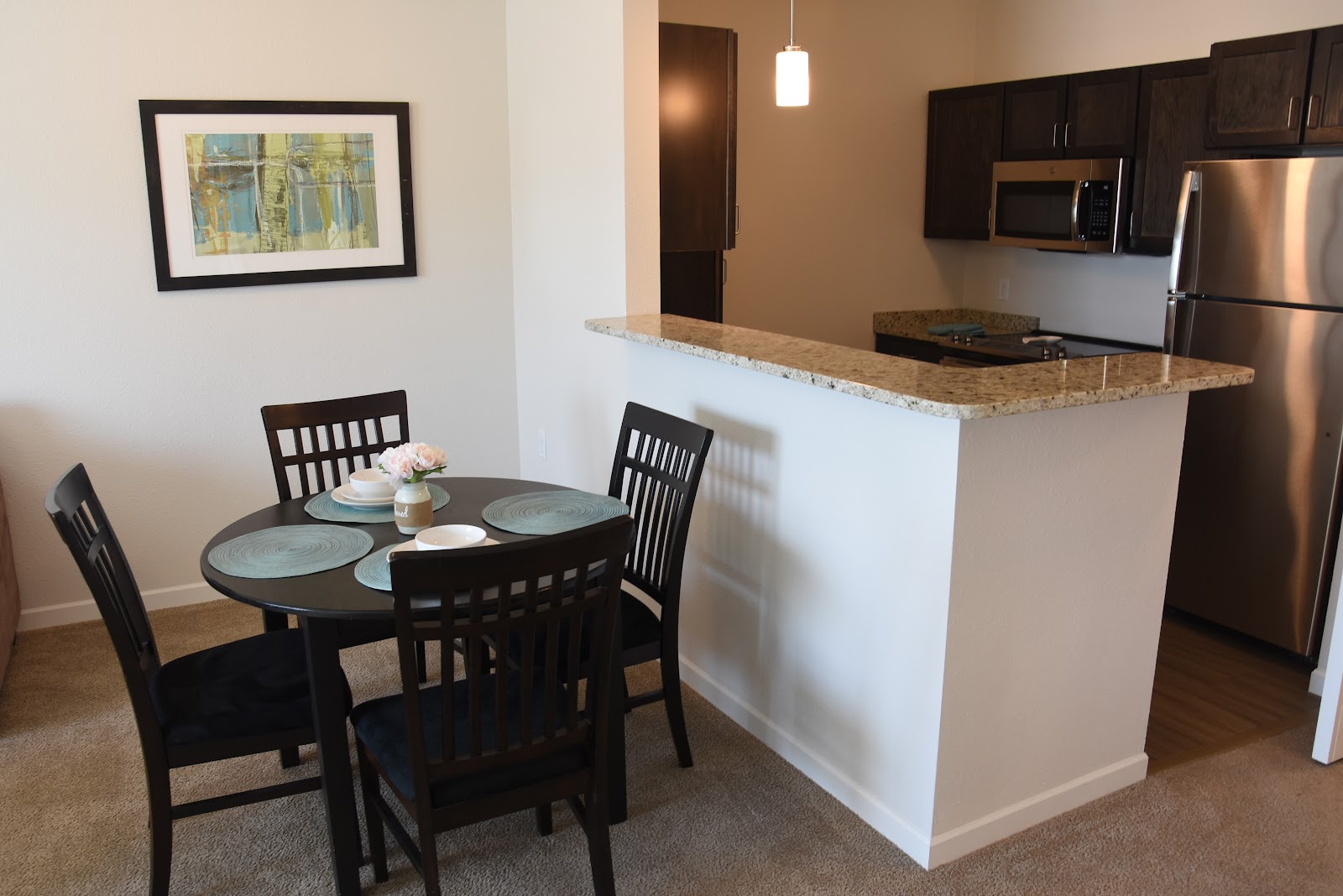 Colonial Village Overland Park