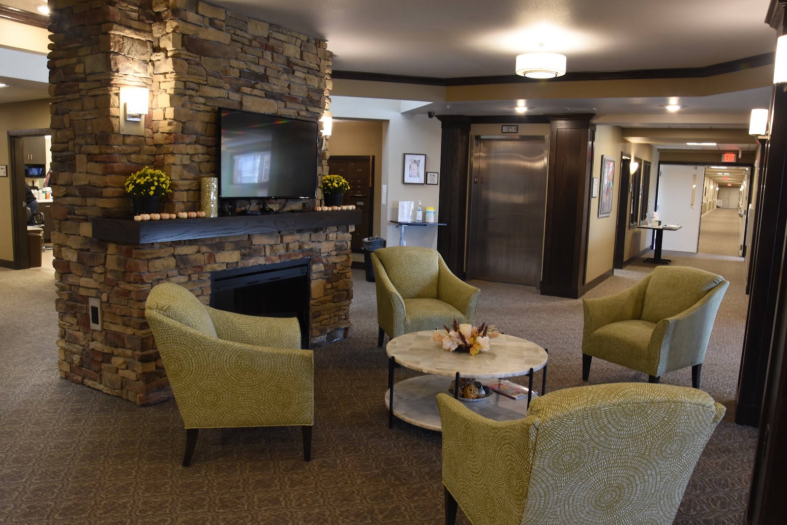 Colonial Village Overland Park