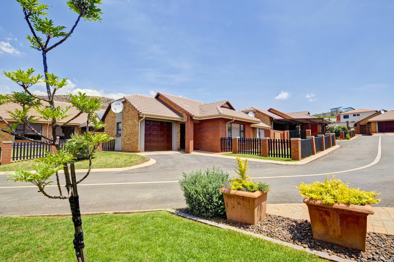 Featherbrook Hills Retirement Village