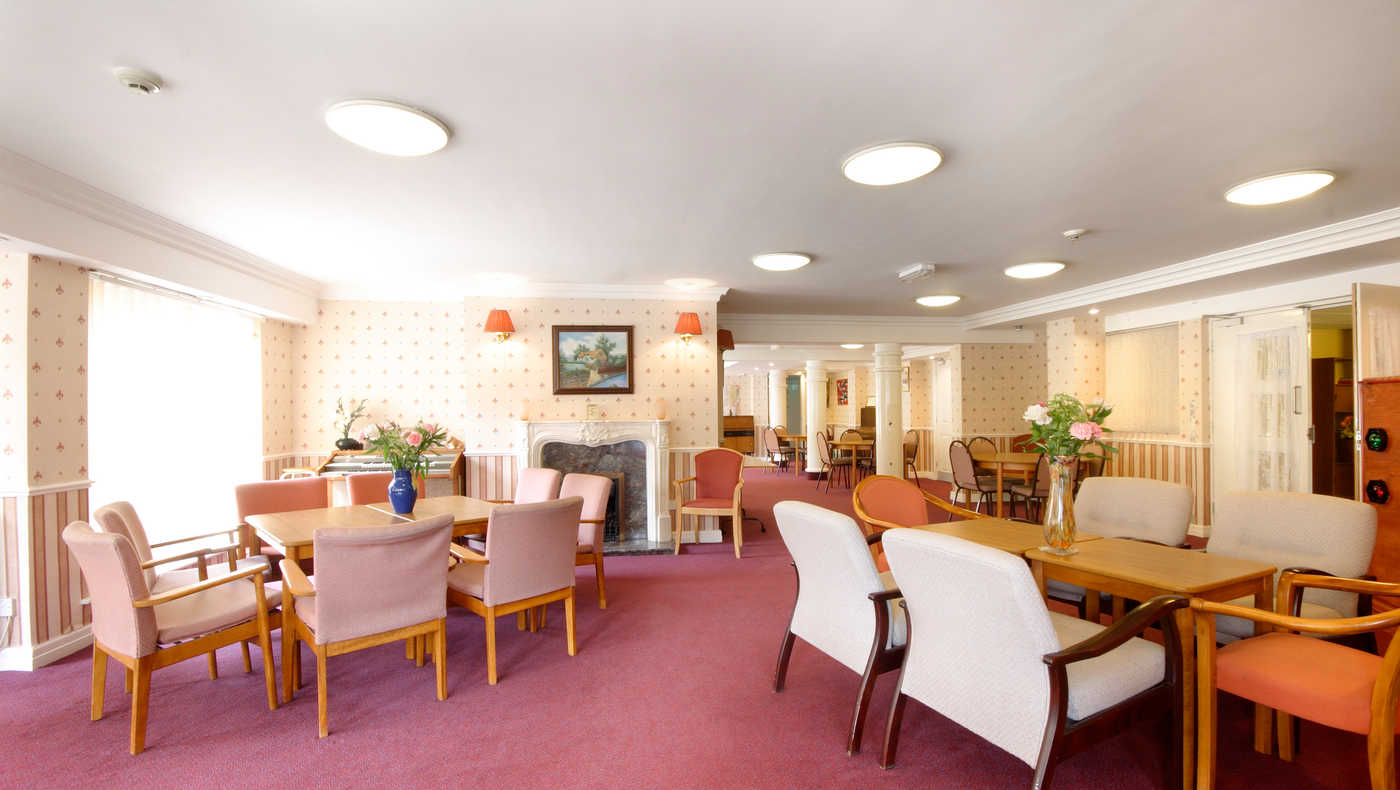 Anchor - Holly Court