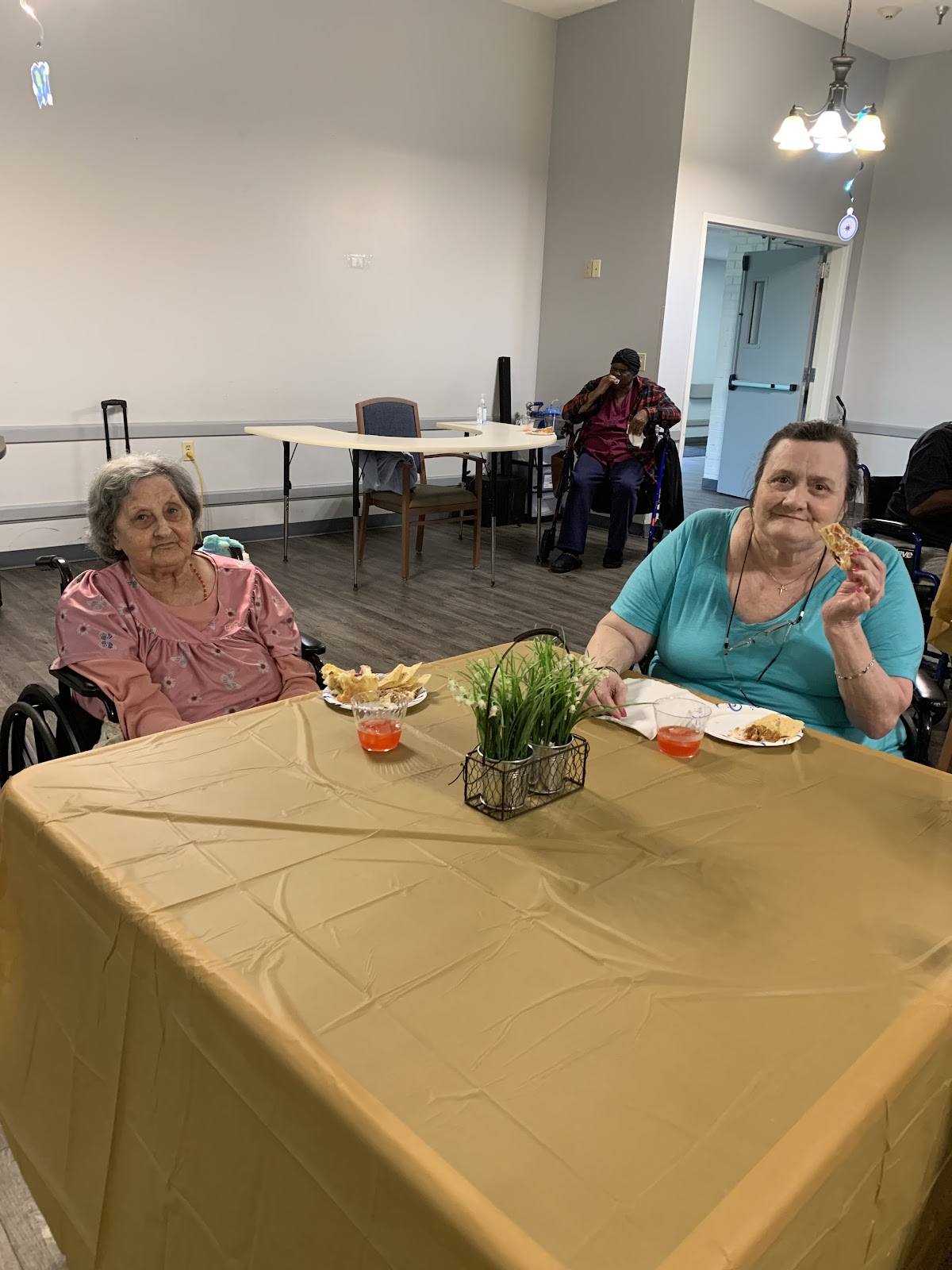 Maison Teche Nursing Home