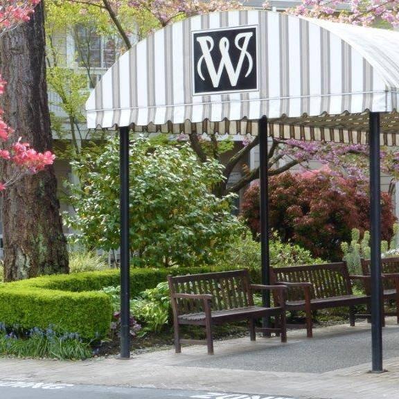 Weatherly Inn Tacoma