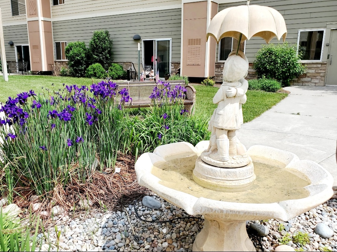 Oxbow Living Center