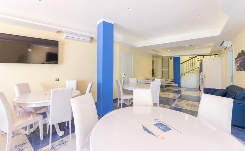 Albergo per Anziani Domus Relais - Posillipo