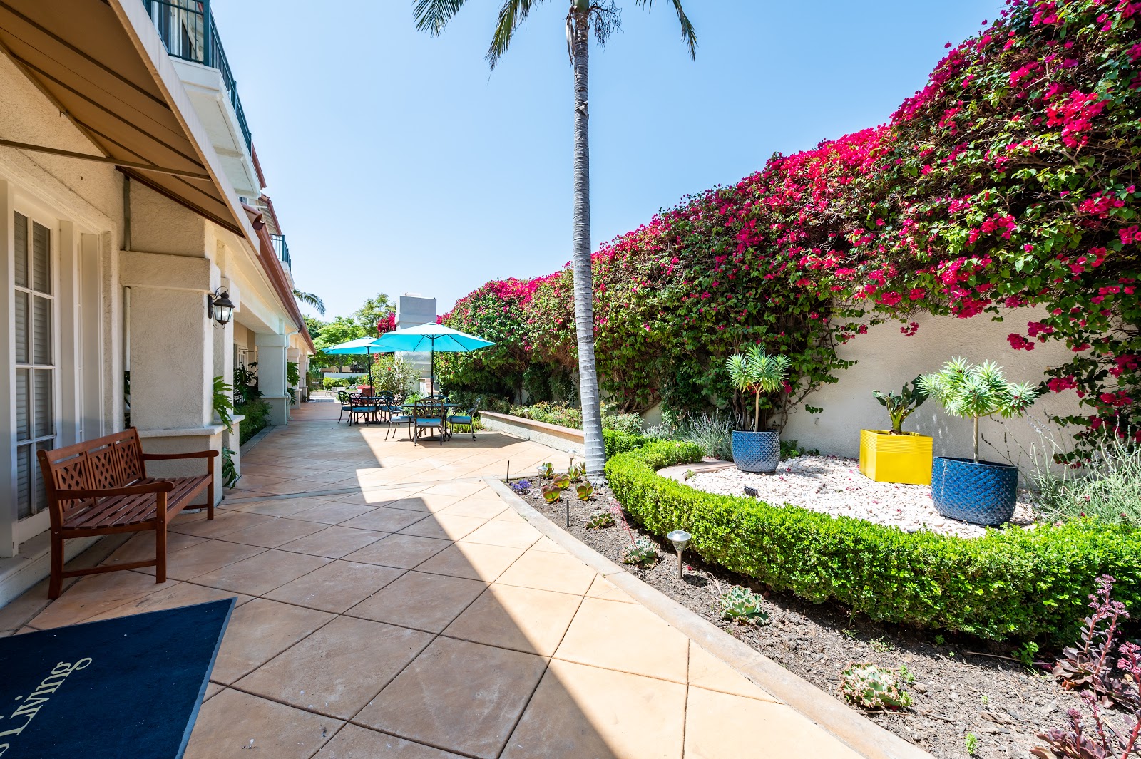 Aegis Living Granada Hills