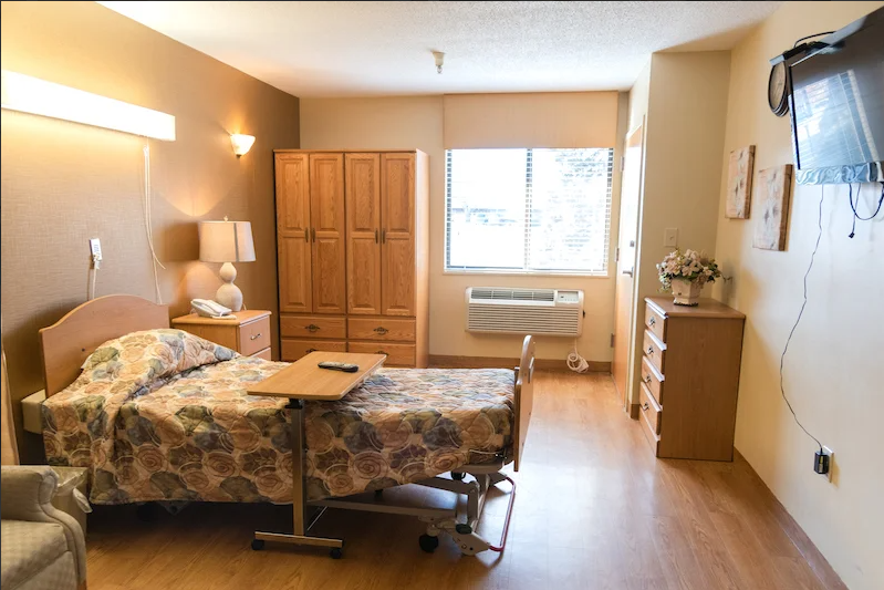 Colonial Oaks Retirement Community