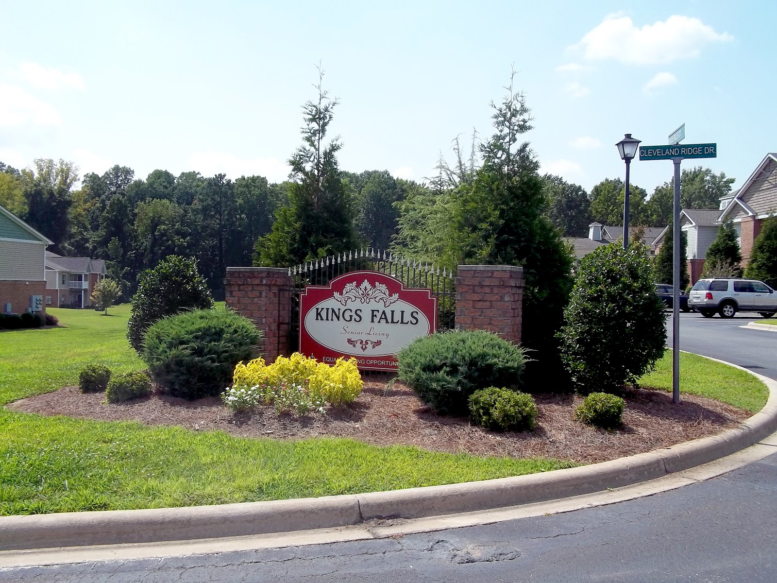 Kings Falls Apartments