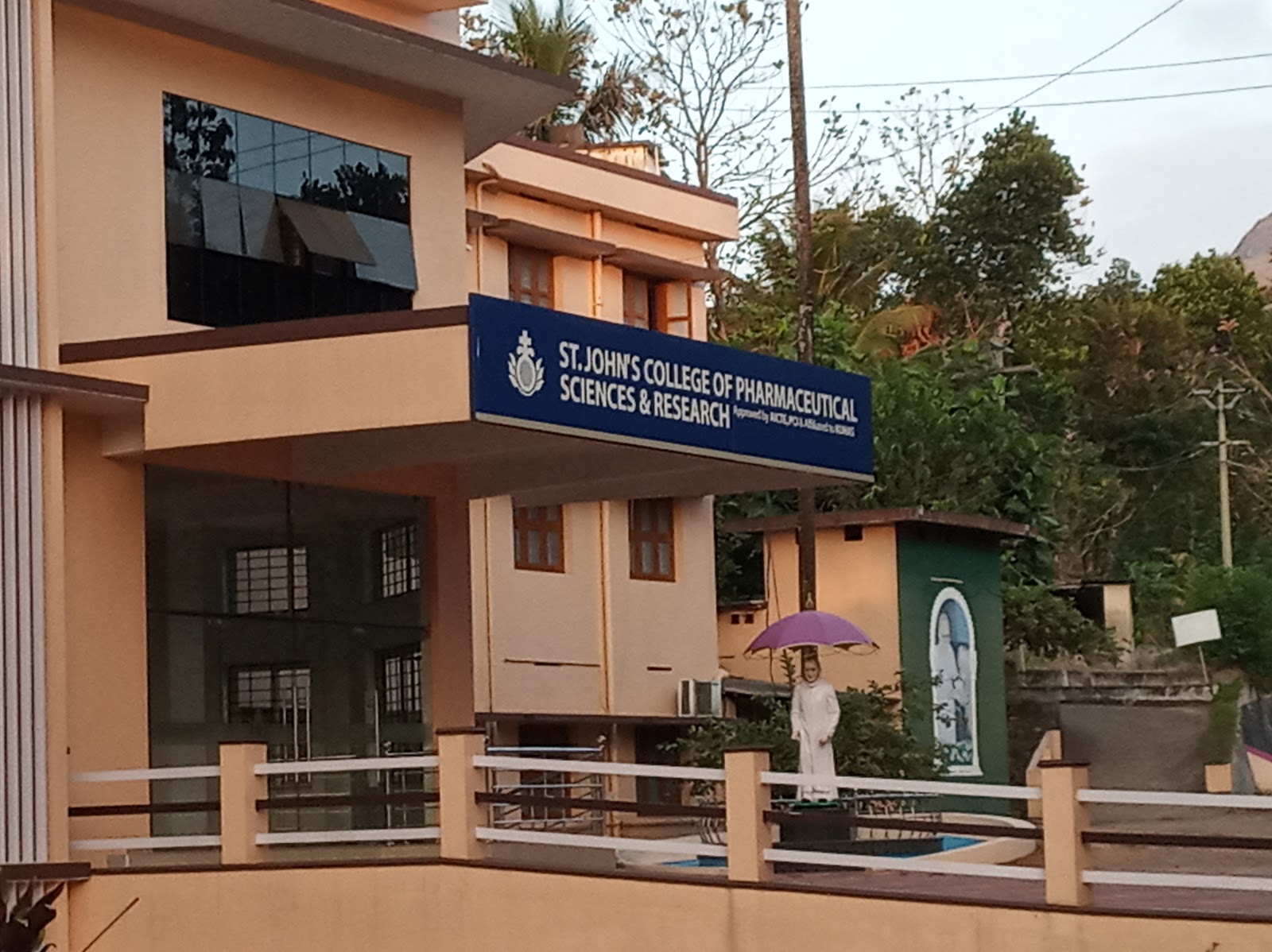 St John's College of Pharmaceutical Sciences and Research