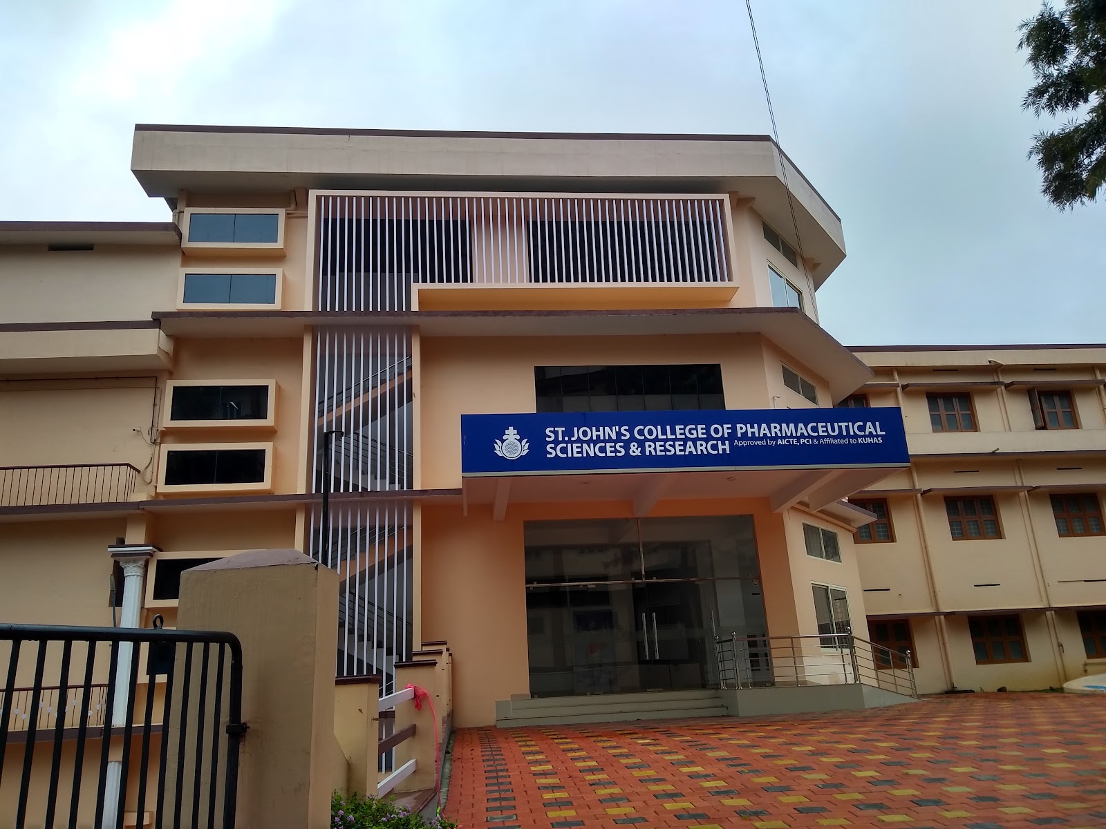 St John's College of Pharmaceutical Sciences and Research