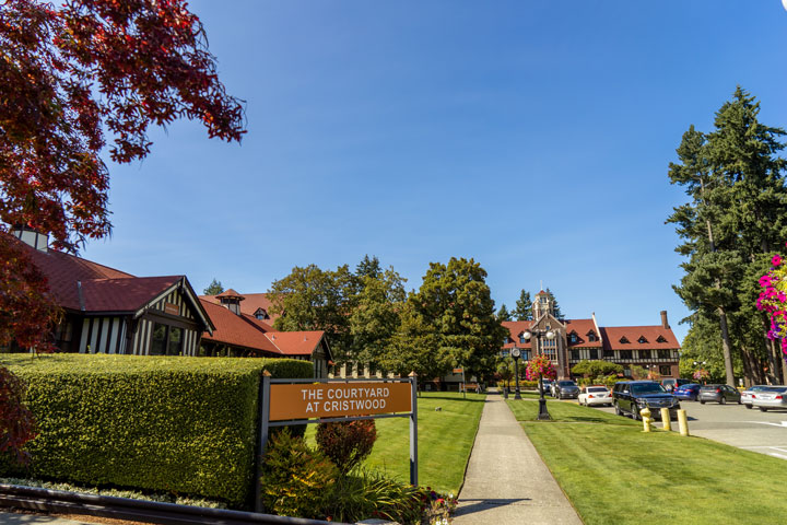 TreeOak Courtyard Assisted Living At Cristwood