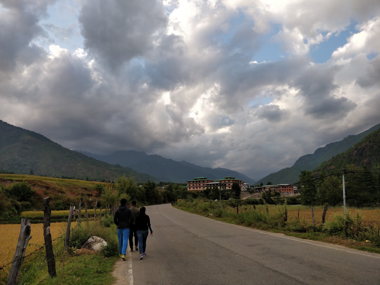 Ama's Village Lodge Paro
