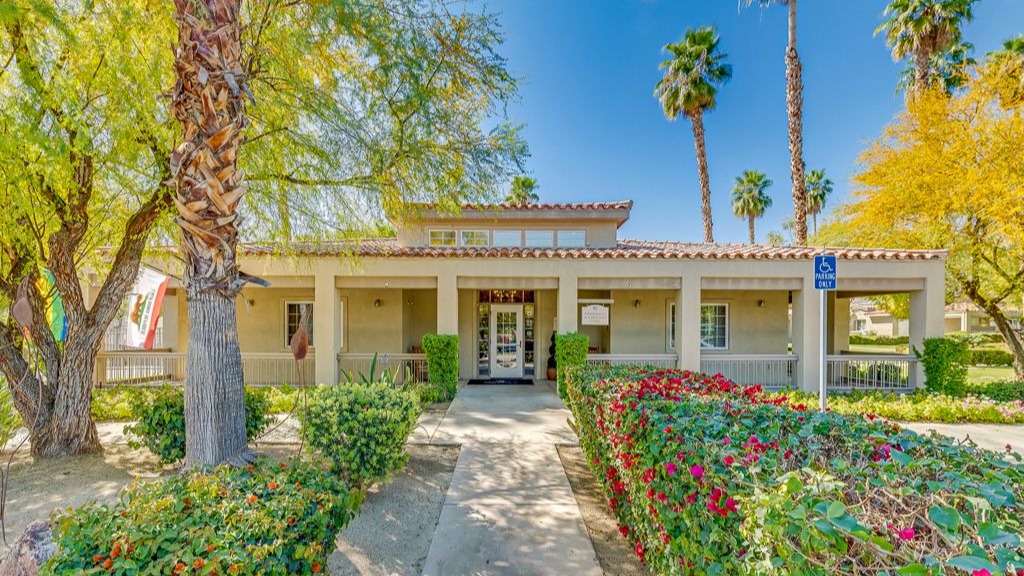 Cottages at Palm Springs