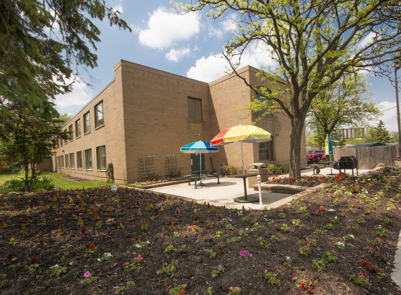 Elmhurst Extended Care Center