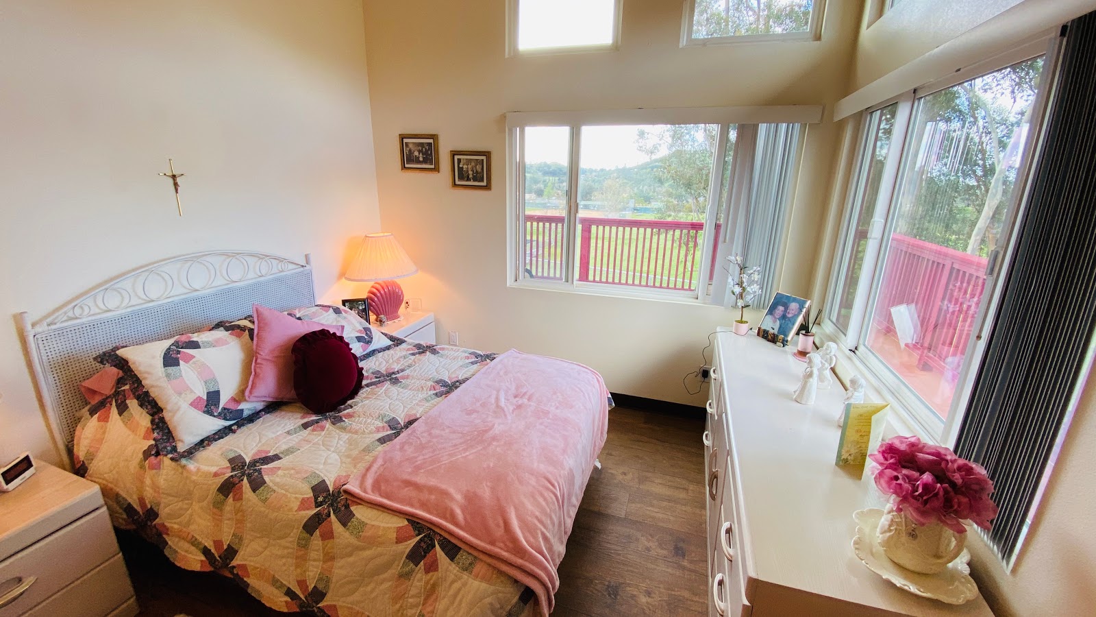 Huntington Manor - Assisted Living Community