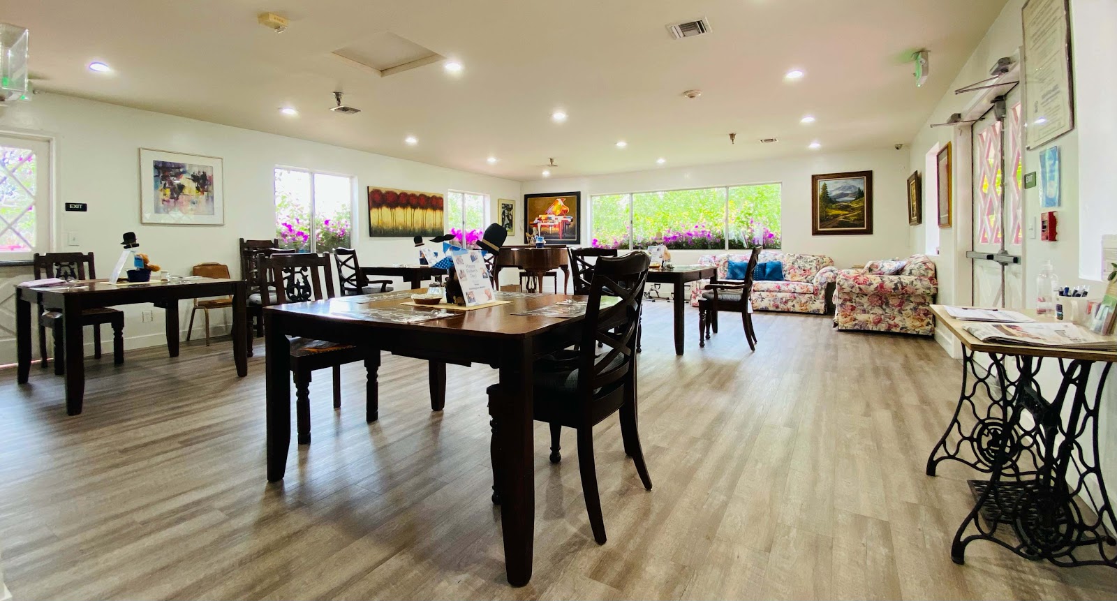 Huntington Manor - Assisted Living Community