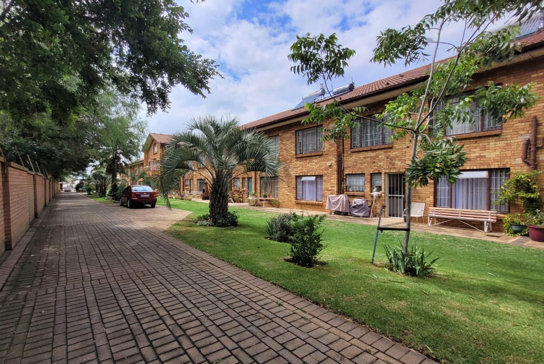 Emmanuel Old Age Home