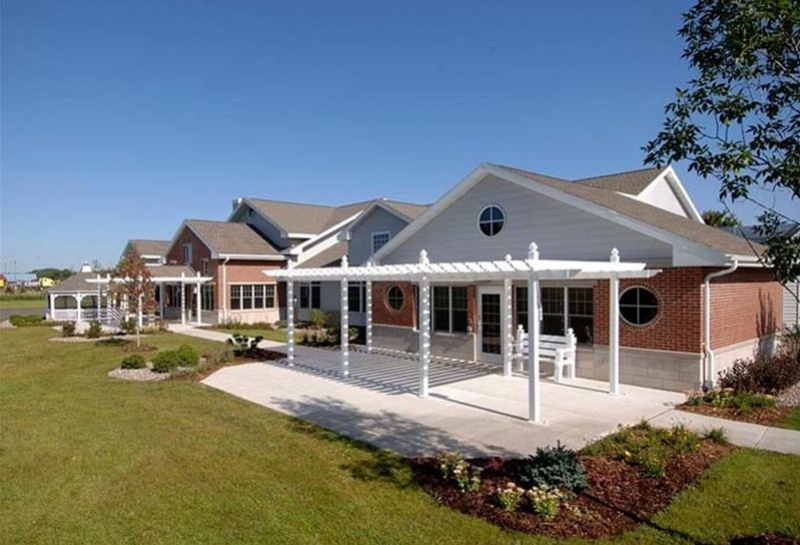 Rennes Health & Rehab Center - De Pere