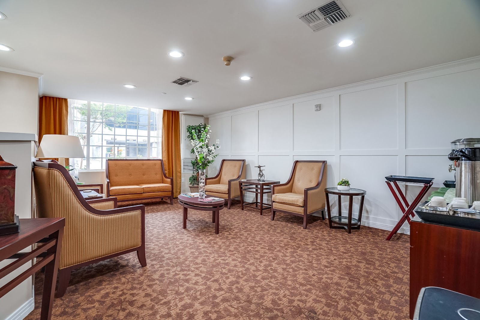 Encino Terrace Senior Living