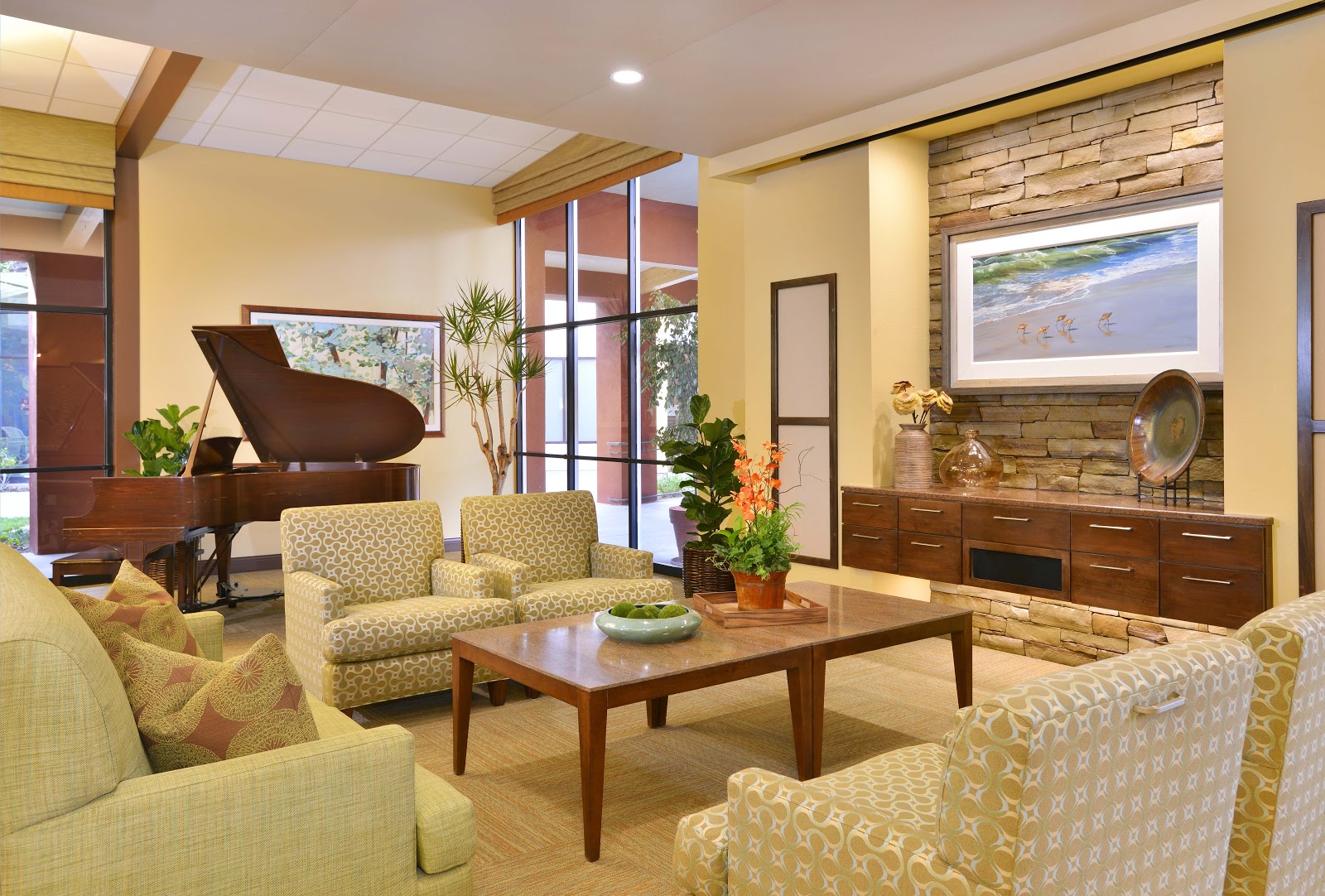Vista del Monte Retirement Community