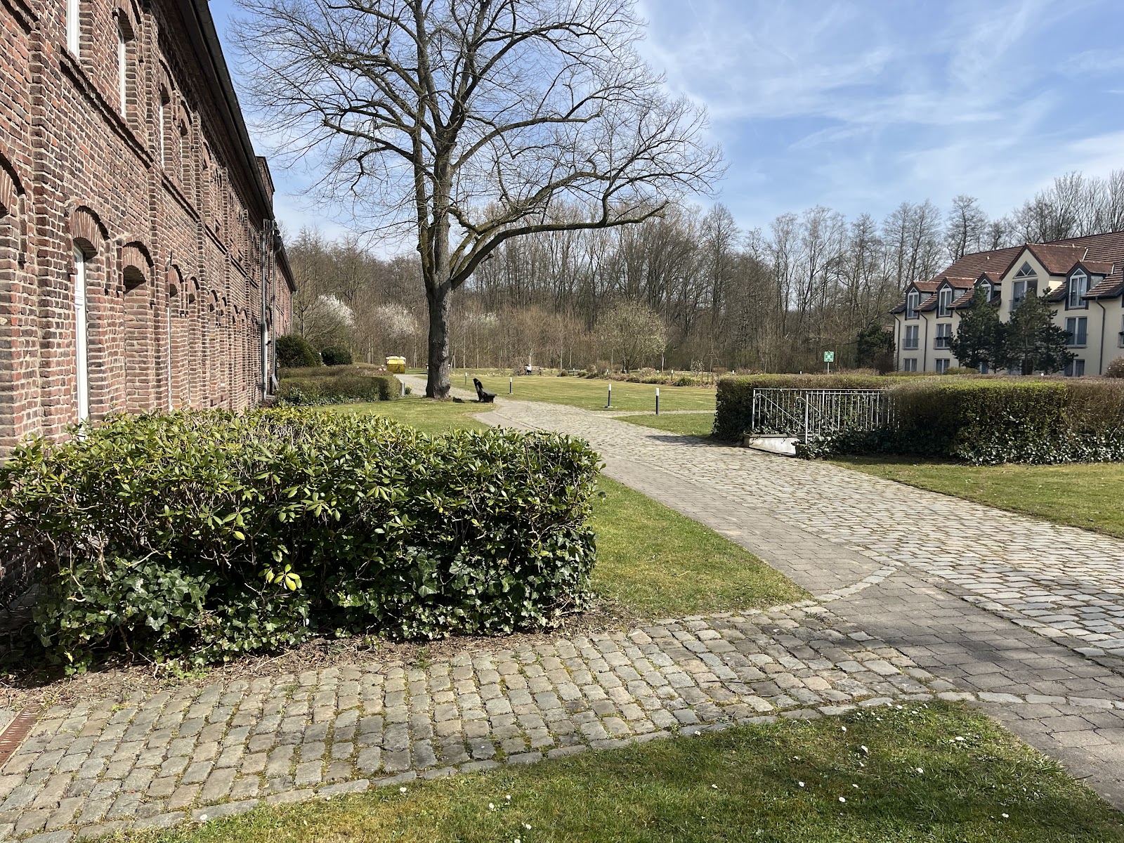 Alloheim Senioren-Residenz "Schloss Westhusen"
