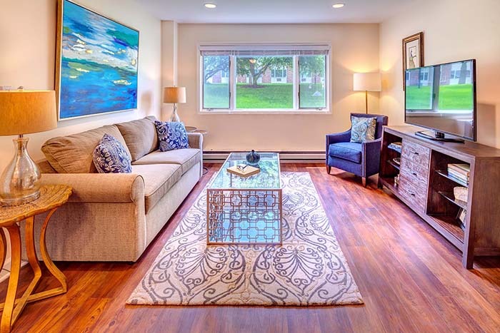 Covenant Living at the Holmstad
