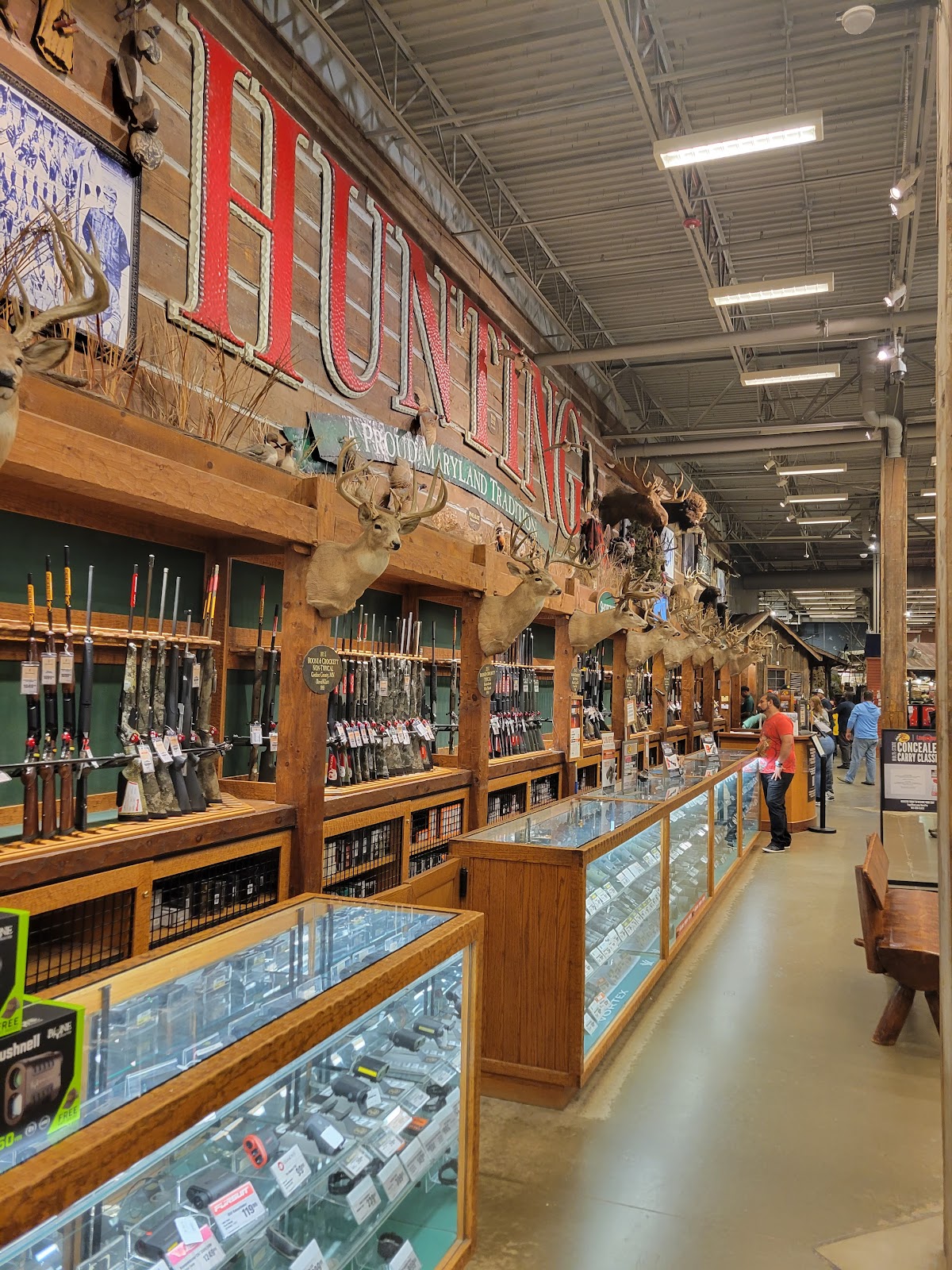 Bass Pro Shops