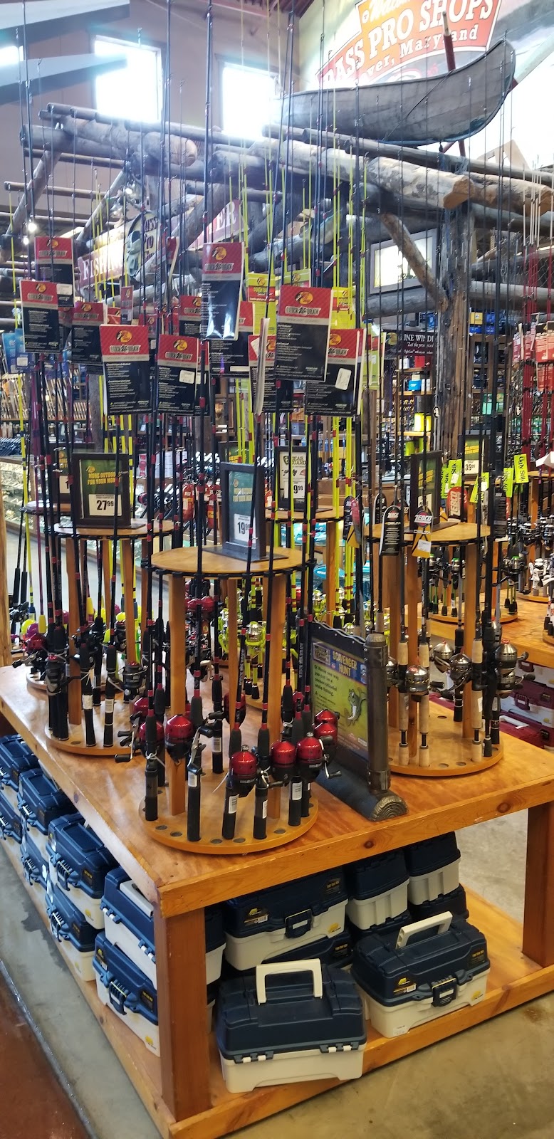 Bass Pro Shops