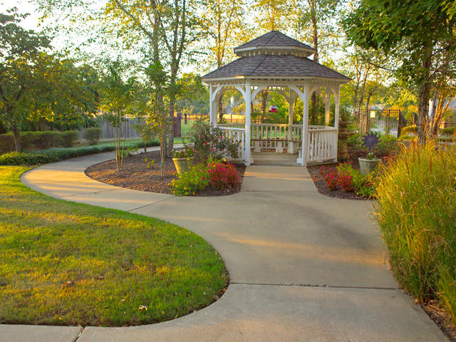 Belmont Village Senior Living Memphis