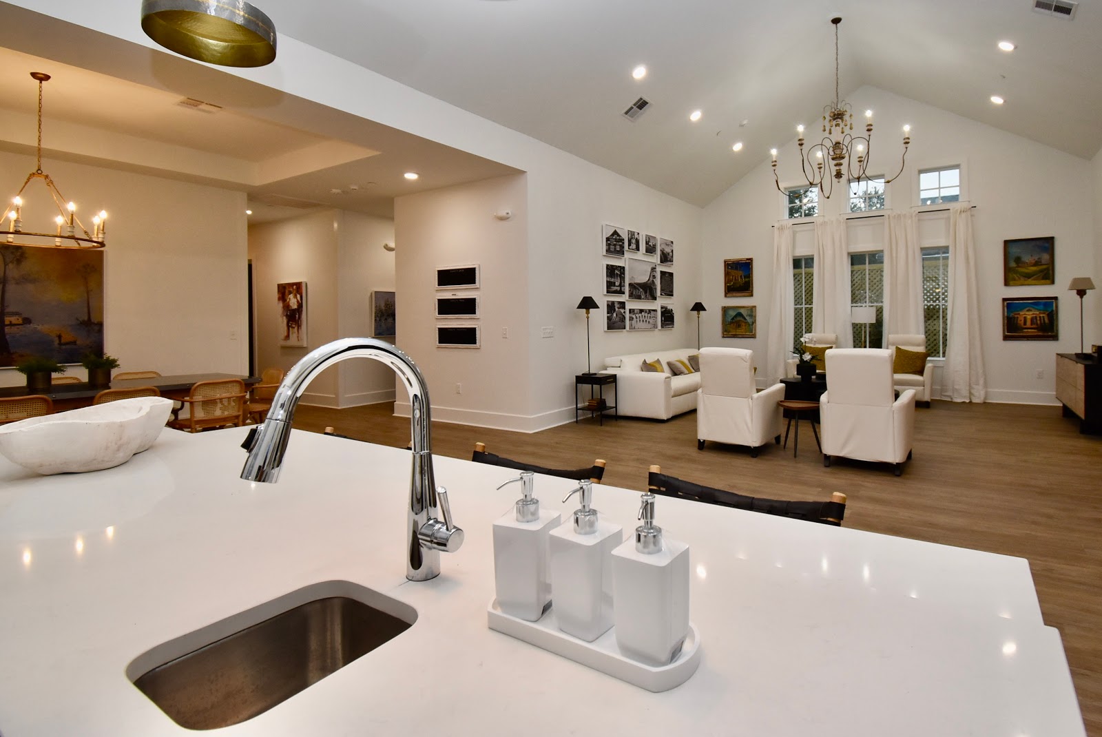 Peristyle Residences - The Jefferson
