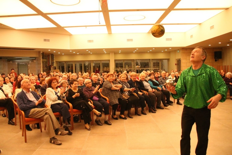 אחוזת ראשונים - דיור מוגן בראשון לציון