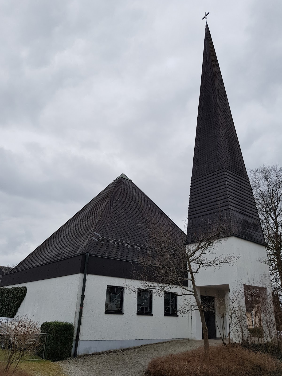 Heilig-Geist-Kirche - Evangelisch-Lutherische Kirchengemeinde Stephanskirchen