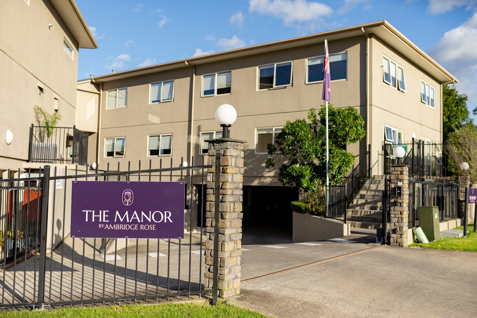 Ambridge Rose Manor