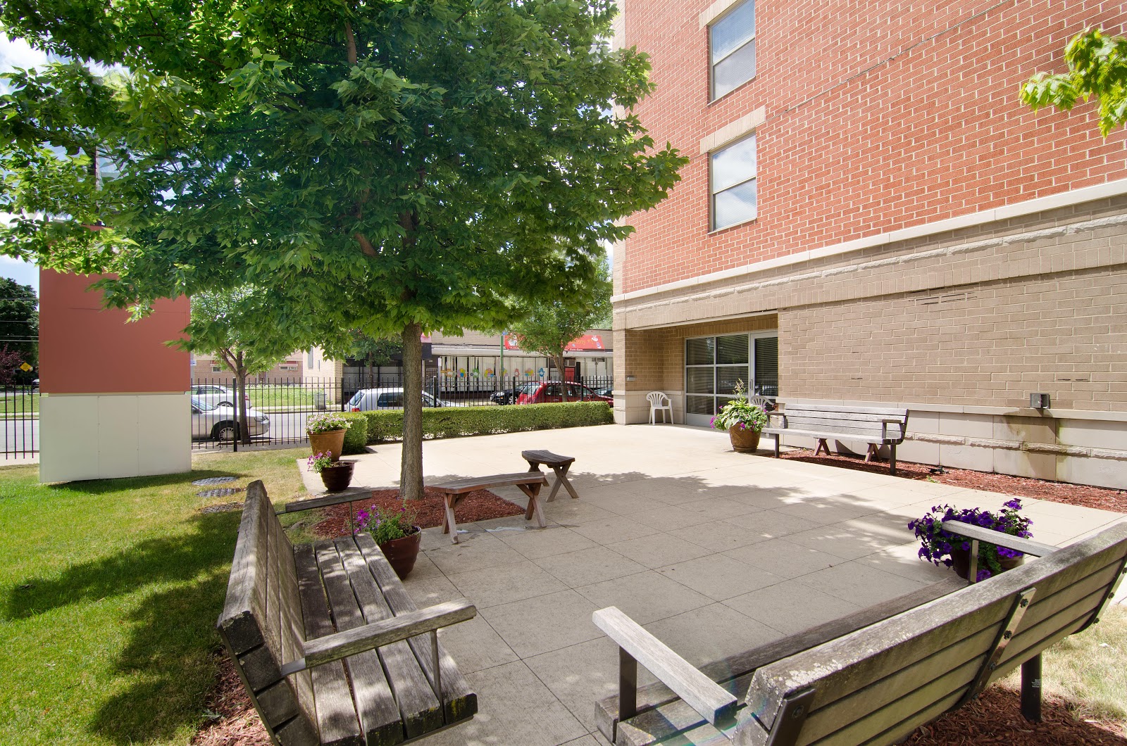 Senior Suites of Washington Heights