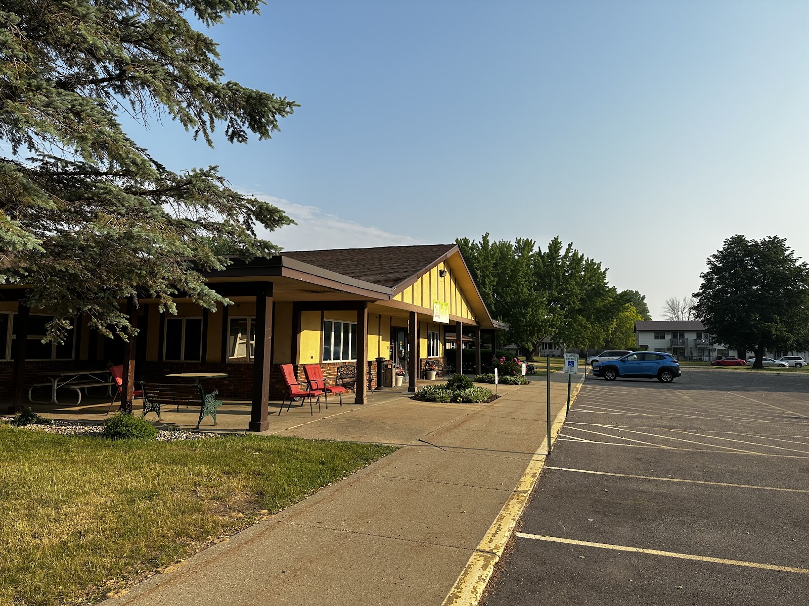 Tomah Nursing & Rehab Center