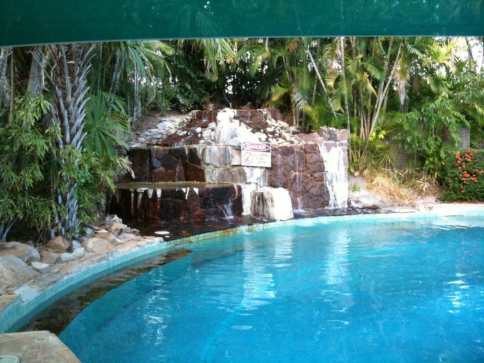 Aurora Kakadu Lodge & Caravan Park