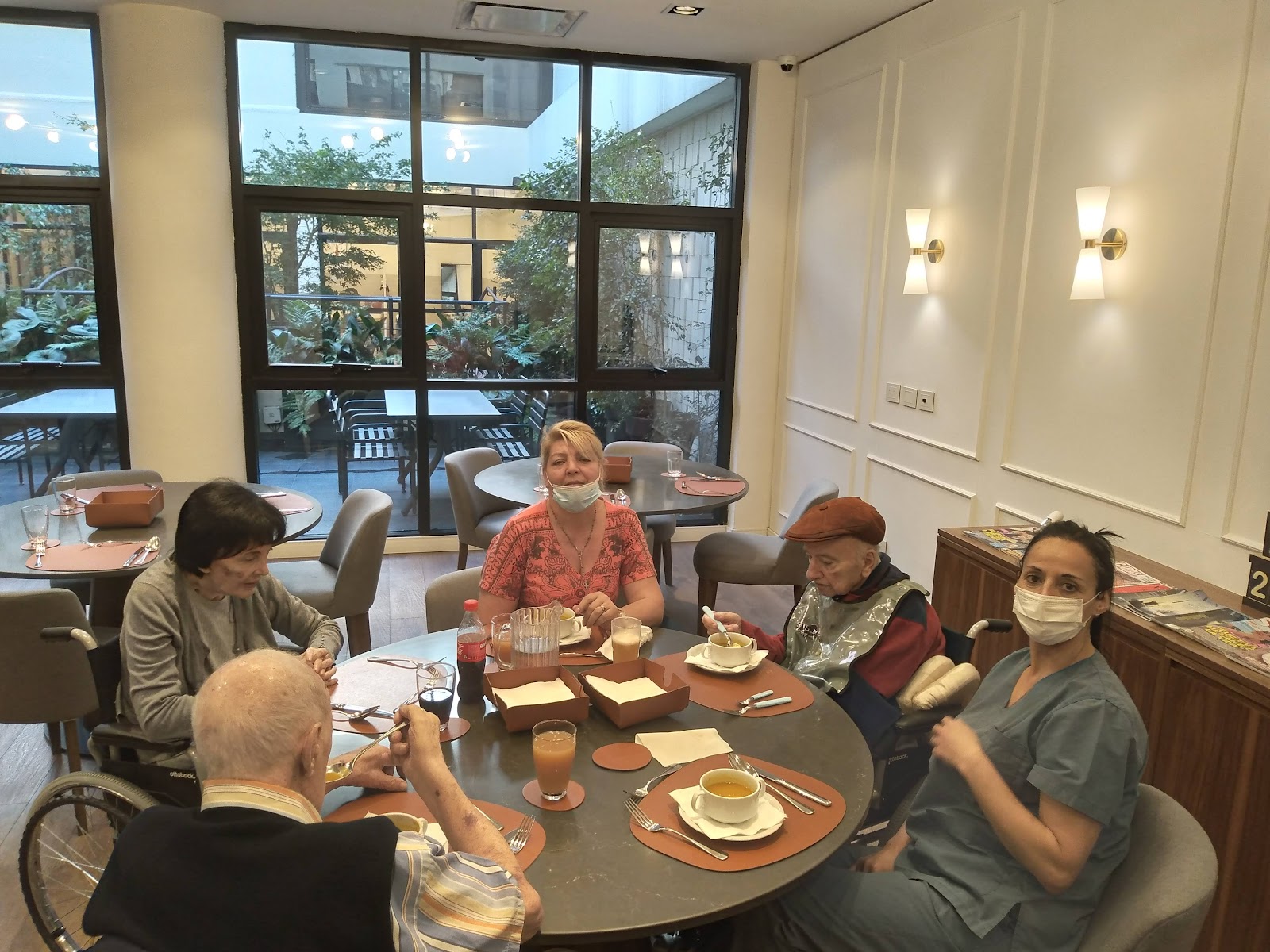 We Care, Residencia de Lujo para Personas Mayores