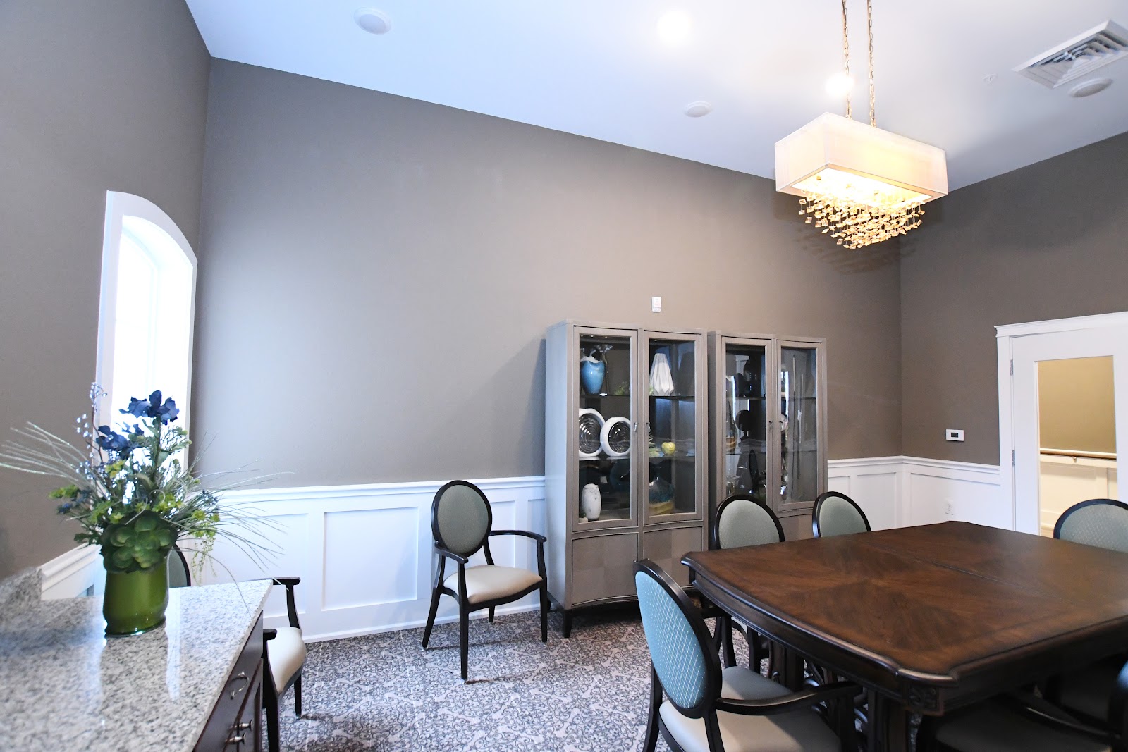 Hampton Manor of Brighton Premier Assisted Living & Memory Care