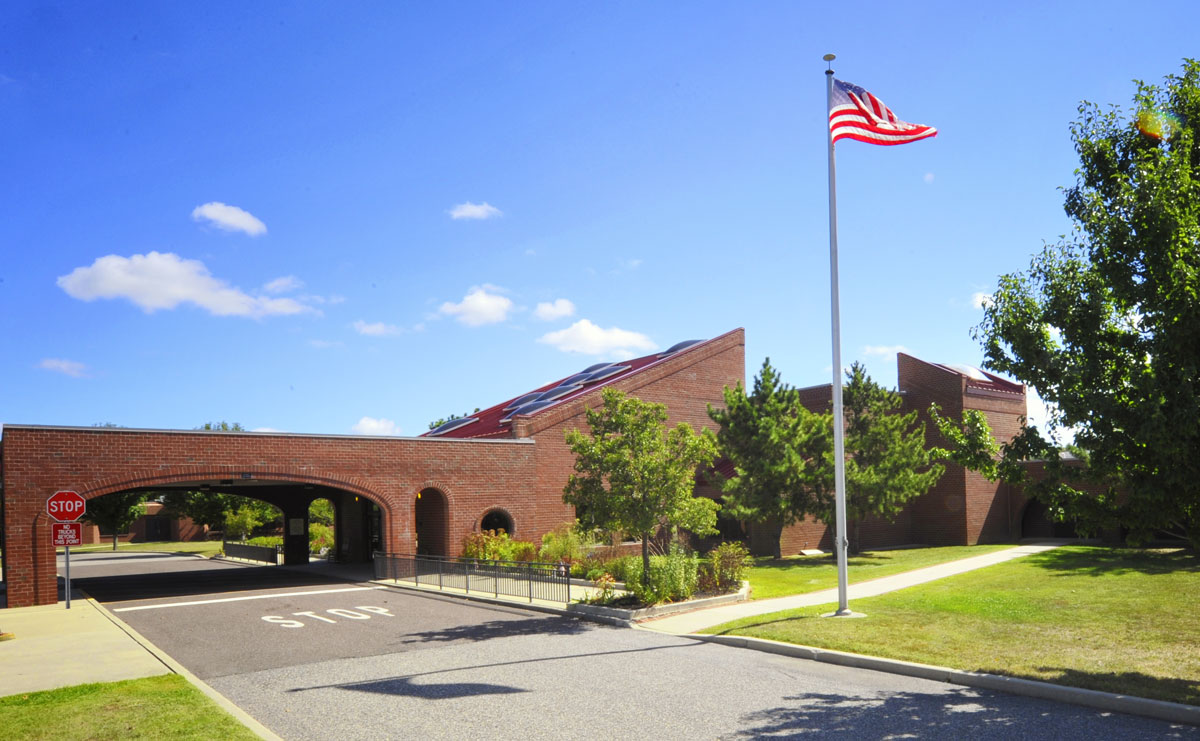 Crest Haven Nursing & Rehabilitation Center