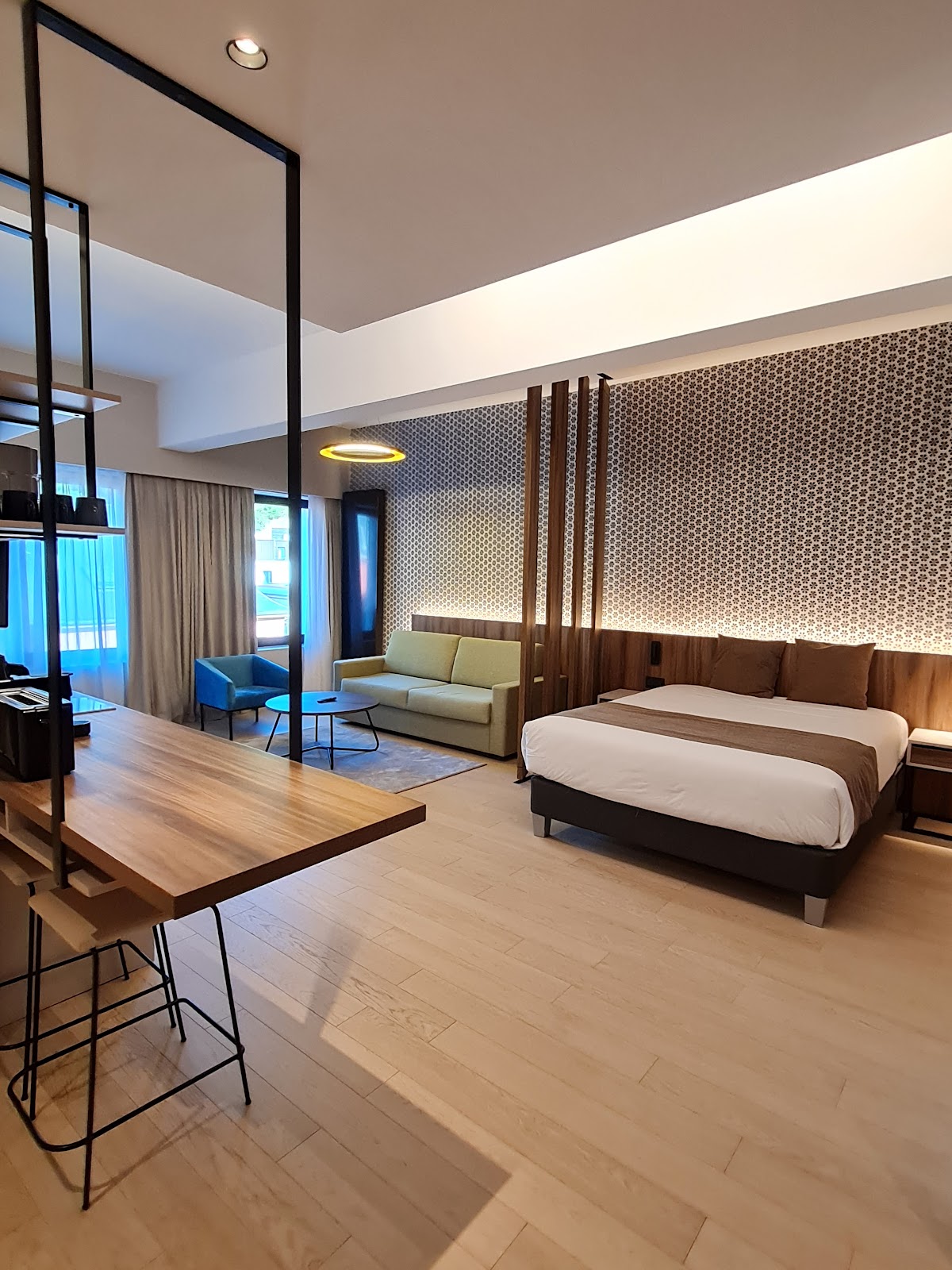 The Central Luxembourg Kirchberg - Smart Aparthotel